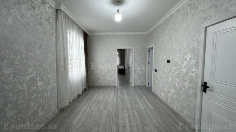 Satılır 2 otaqlı Mənzil Köhnə tikili 52 m² 4-cü mikrorayon - şəkil 2
