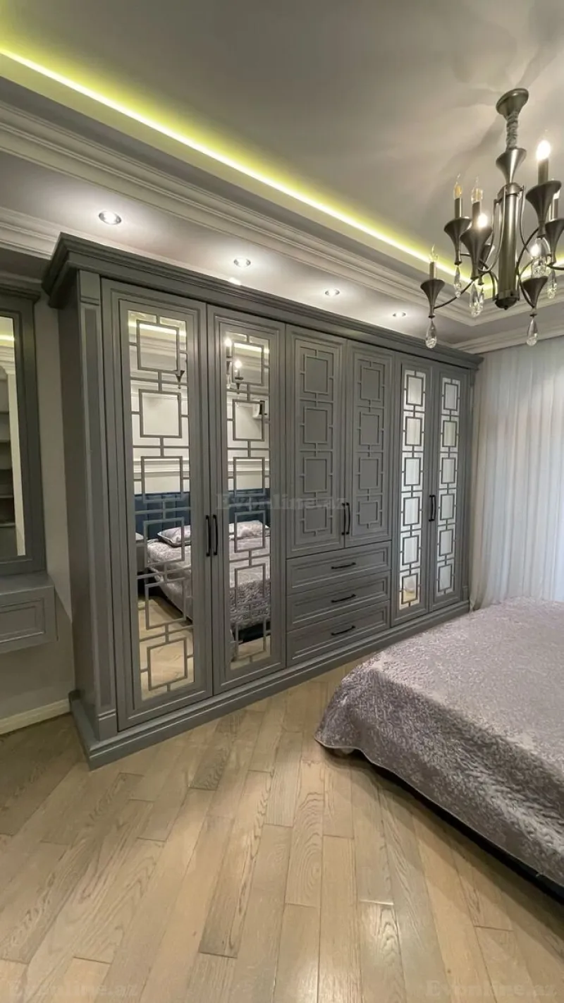 Satılır 4 otaqlı Mənzil Yeni tikili 140 m² Elmlər Akademiyası m. - şəkil 13