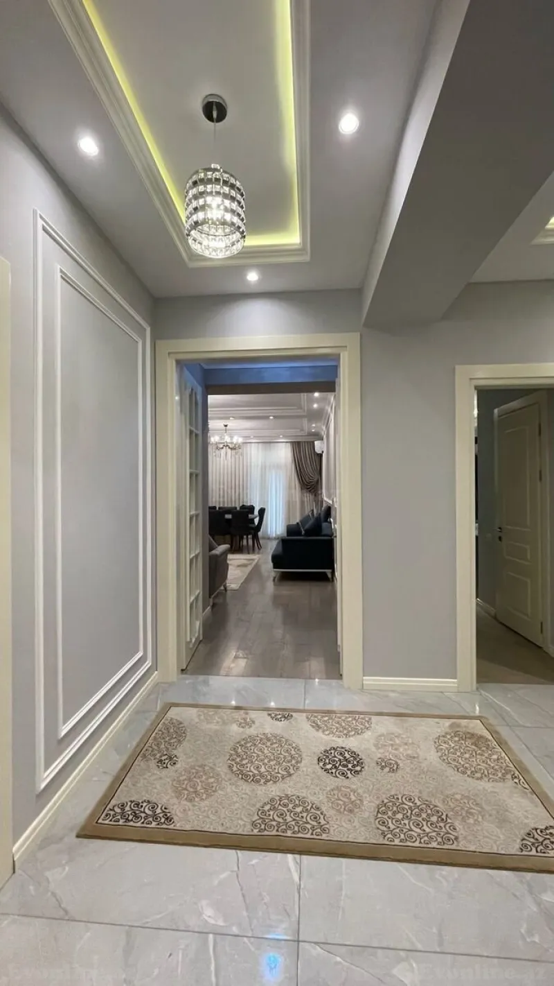 Satılır 4 otaqlı Mənzil Yeni tikili 140 m² Elmlər Akademiyası m. - şəkil 17
