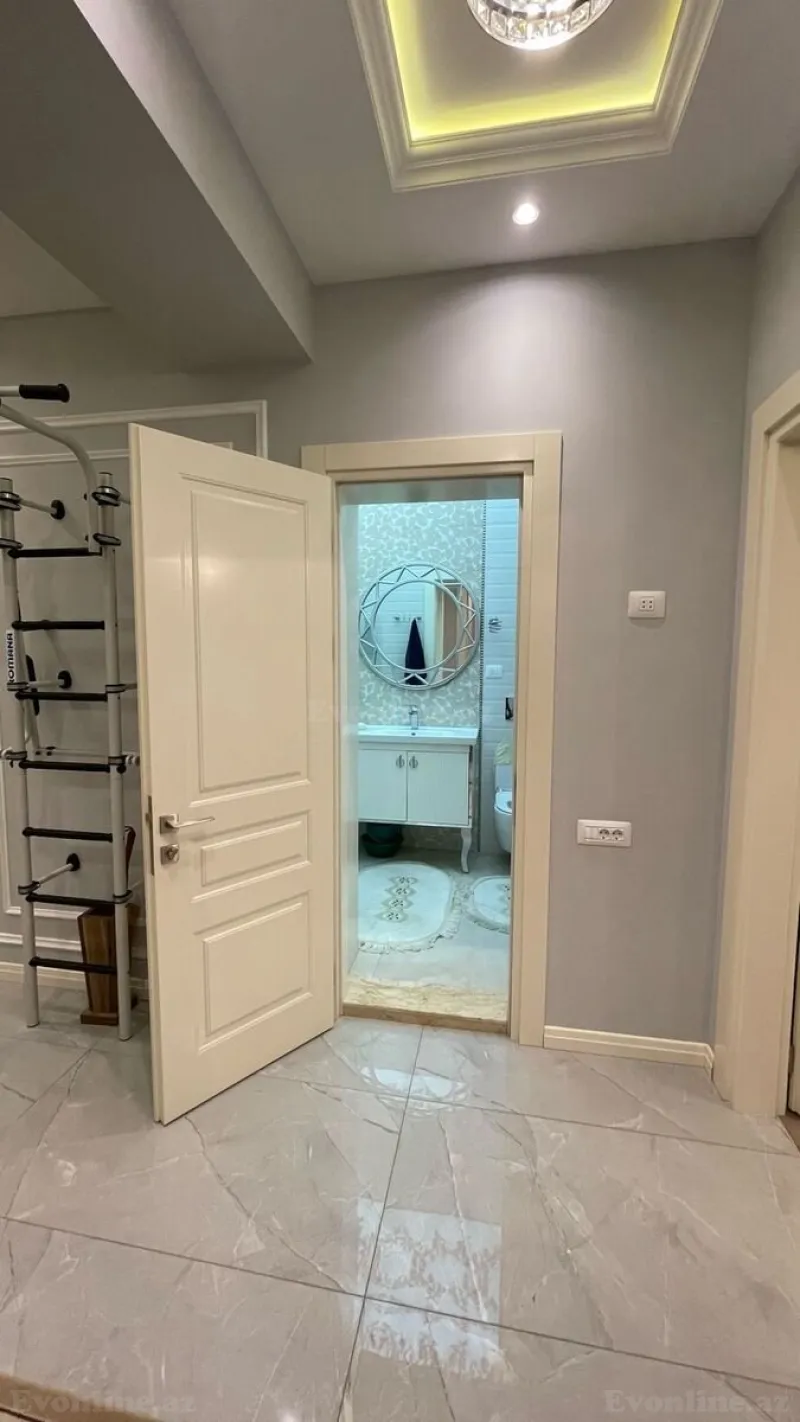 Satılır 4 otaqlı Mənzil Yeni tikili 140 m² Elmlər Akademiyası m. - şəkil 20