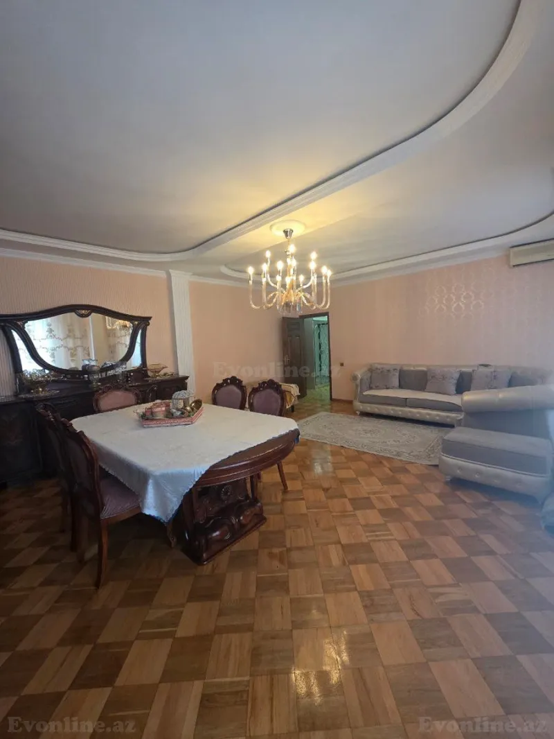Satılır 4 otaqlı Mənzil Köhnə tikili 100 m² Yeni Yasamal - şəkil 2
