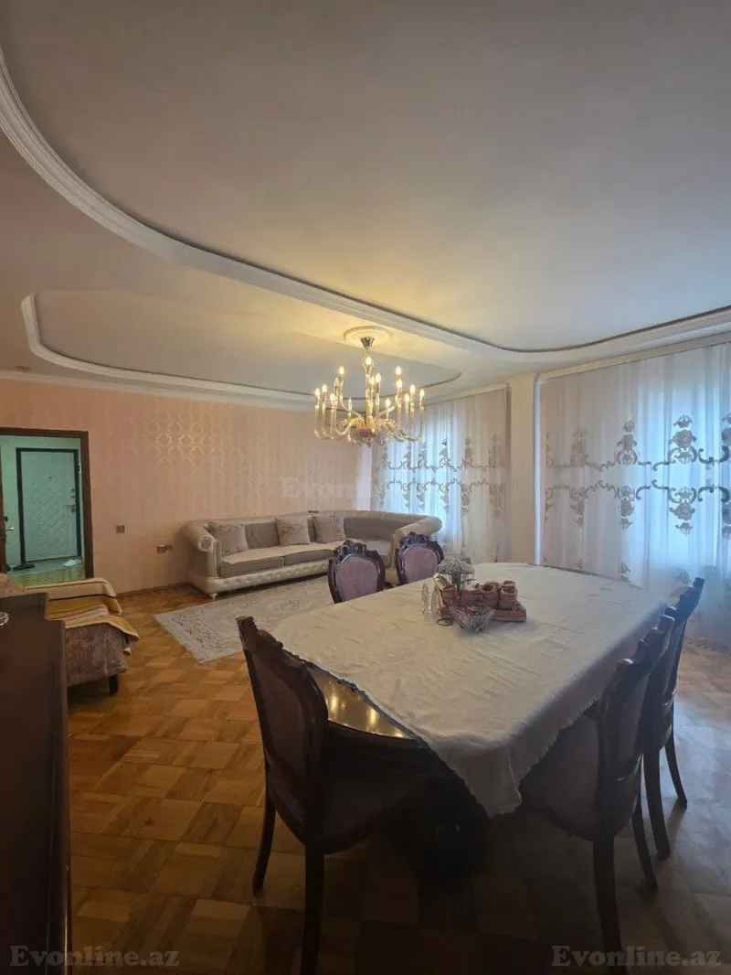 Satılır 4 otaqlı Mənzil Köhnə tikili 100 m² Yeni Yasamal - şəkil 3