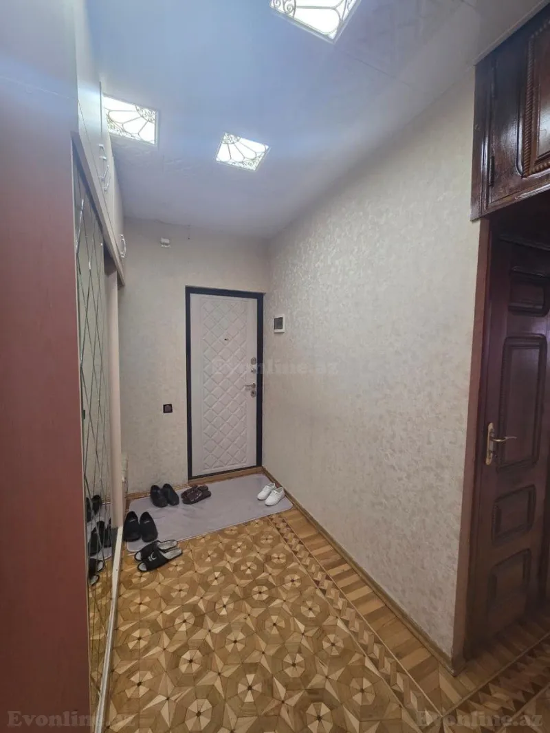 Satılır 4 otaqlı Mənzil Köhnə tikili 100 m² Yeni Yasamal - şəkil 14
