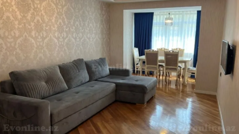 Satılır 3 otaqlı Mənzil Köhnə tikili 65 m² Neftçilər m.