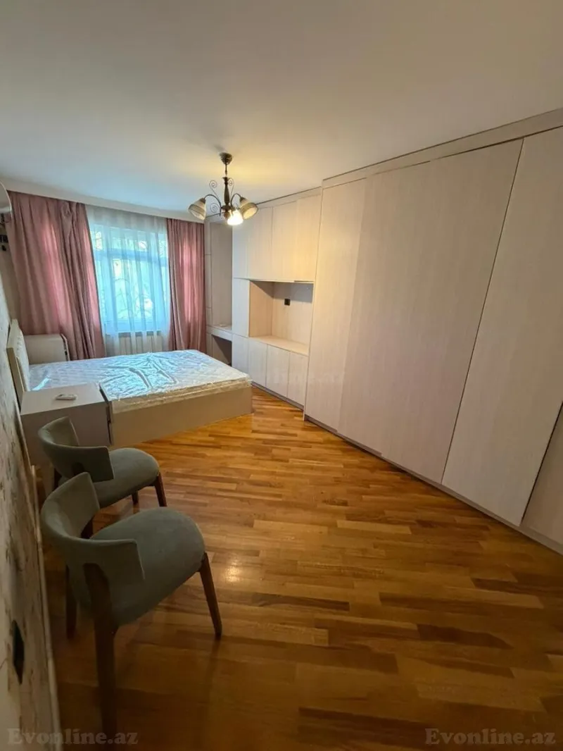 Satılır 3 otaqlı Mənzil Köhnə tikili 65 m² Neftçilər m. - şəkil 4