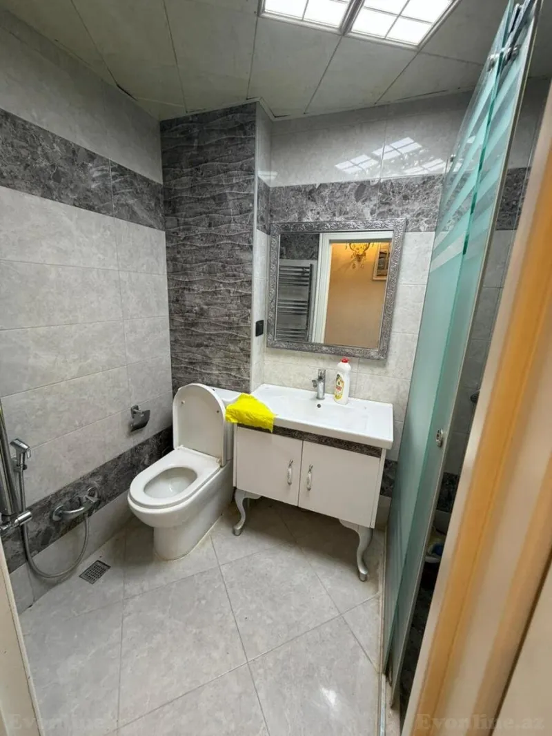 Satılır 3 otaqlı Mənzil Köhnə tikili 65 m² Neftçilər m. - şəkil 12