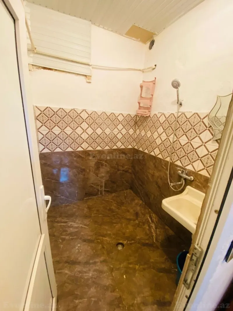 Kirayə verilir 2 otaqlı Mənzil Köhnə tikili 35 m² 6-cı mikrorayon - şəkil 4