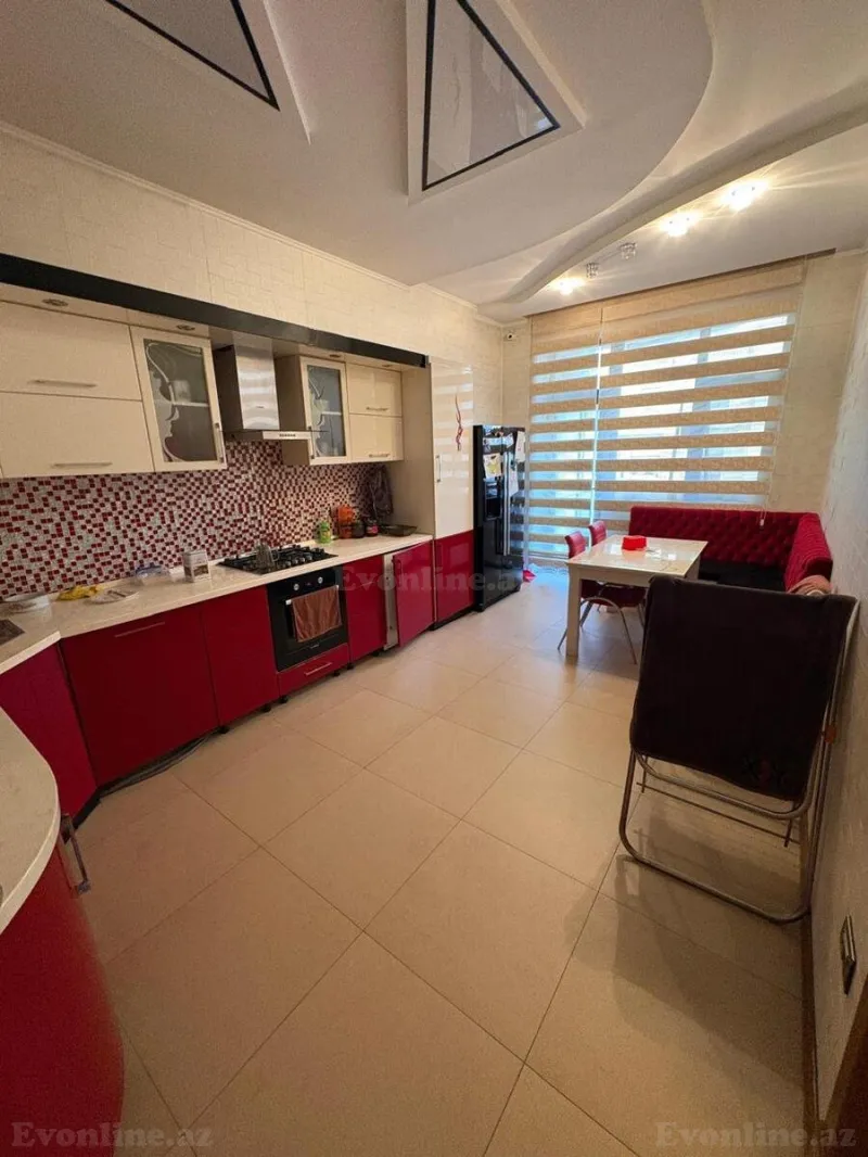 Satılır 4 otaqlı Mənzil Yeni tikili 170 m² 8 Noyabr m. - şəkil 12