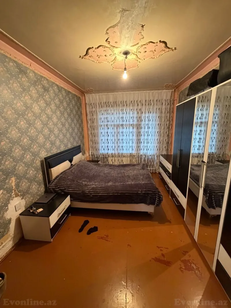 Satılır 2 otaqlı Mənzil Köhnə tikili 60 m² Xətai r. - şəkil 3