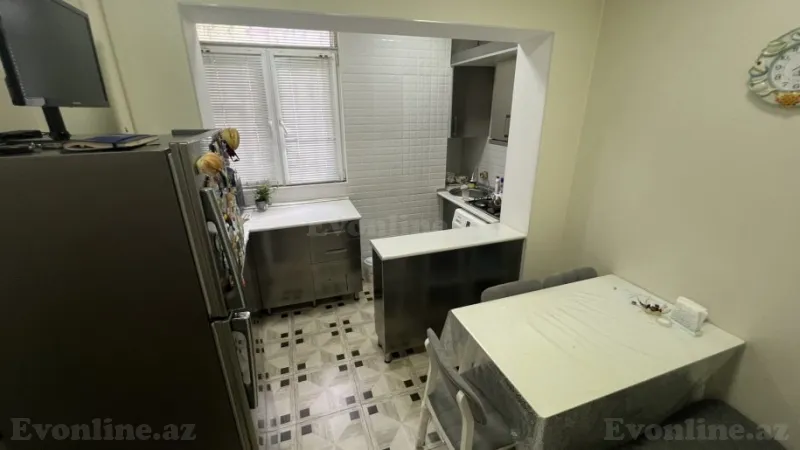 Satılır 3 otaqlı Mənzil Köhnə tikili 85 m² Nərimanov r. - şəkil 13