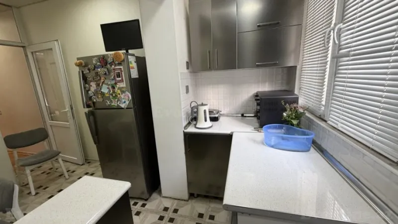 Satılır 3 otaqlı Mənzil Köhnə tikili 85 m² Nərimanov r. - şəkil 14