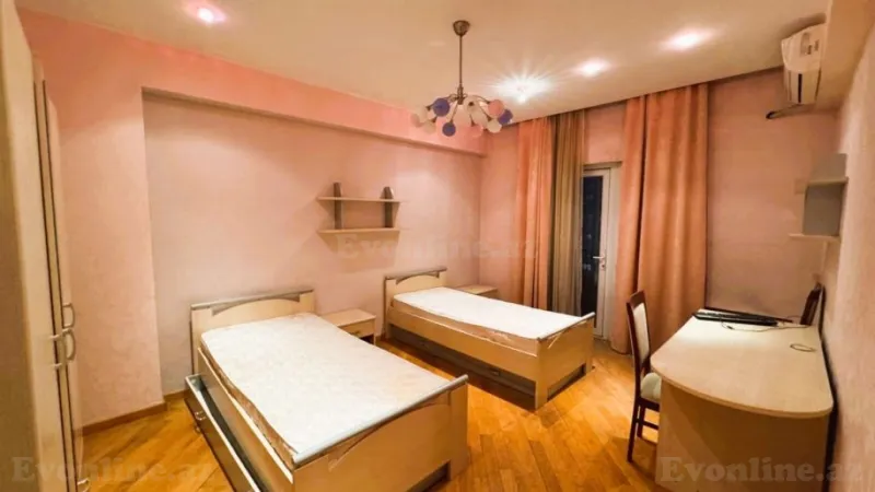 Satılır 3 otaqlı Mənzil Yeni tikili 140 m² Nəsimi r. - şəkil 3