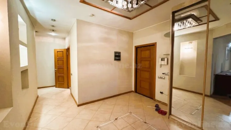 Satılır 3 otaqlı Mənzil Yeni tikili 140 m² Nəsimi r. - şəkil 7