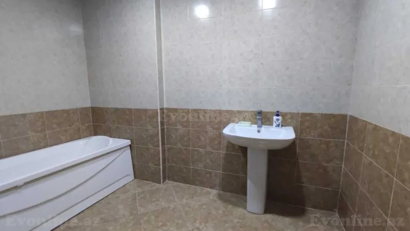 Kirayə verilir 4 otaqlı Mənzil Yeni tikili 140 m² Neftçilər m. - şəkil 11