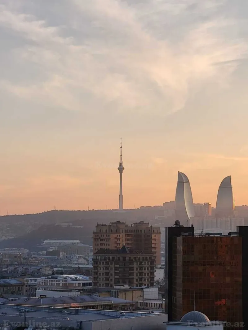 Kirayə verilir 2 otaqlı Mənzil Yeni tikili 80 m² 28 May m. - şəkil 21