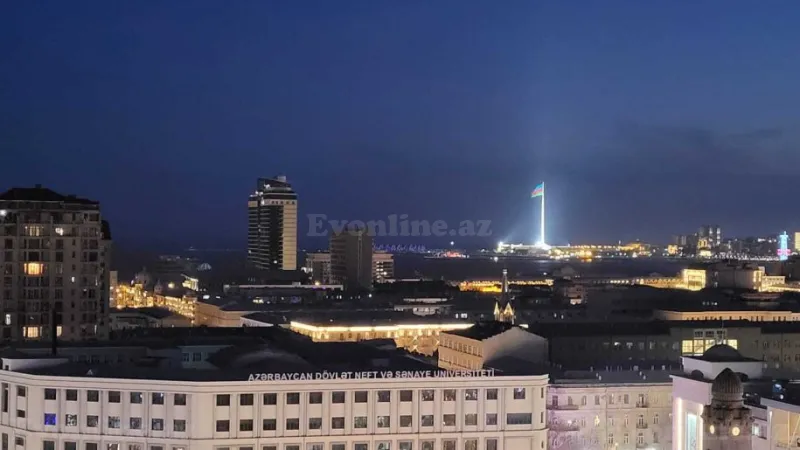 Kirayə verilir 2 otaqlı Mənzil Yeni tikili 80 m² 28 May m. - şəkil 27