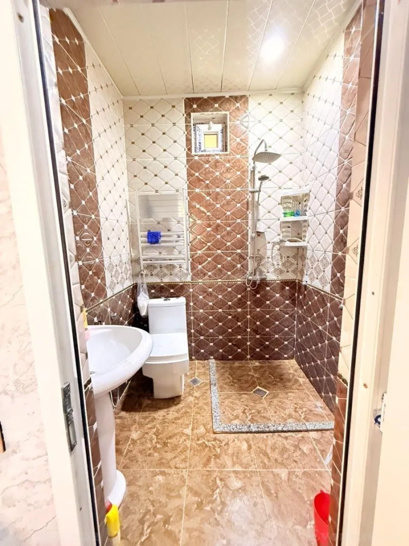 Satılır 3 otaqlı Mənzil Köhnə tikili 75 m² Nizami m. - şəkil 5