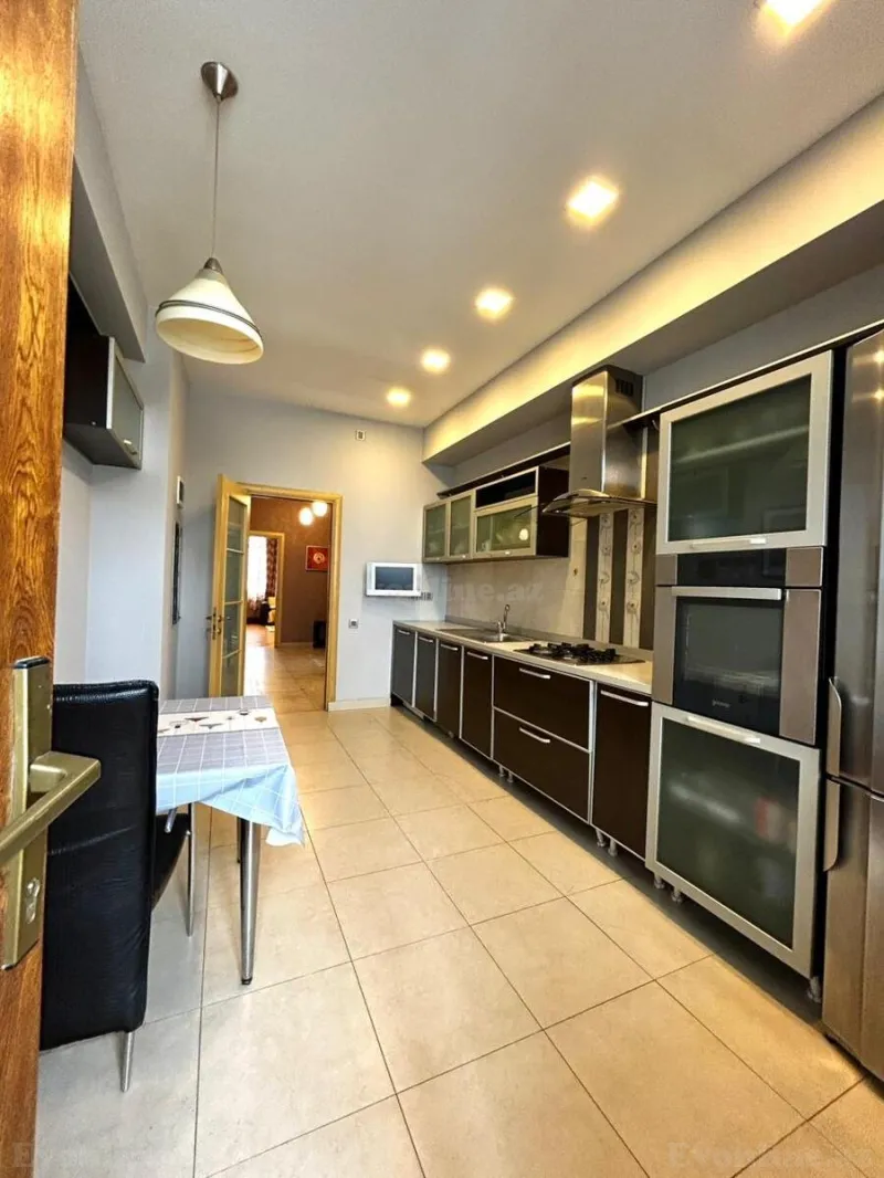Satılır 2 otaqlı Mənzil Yeni tikili 95 m² Nəsimi r. - şəkil 5