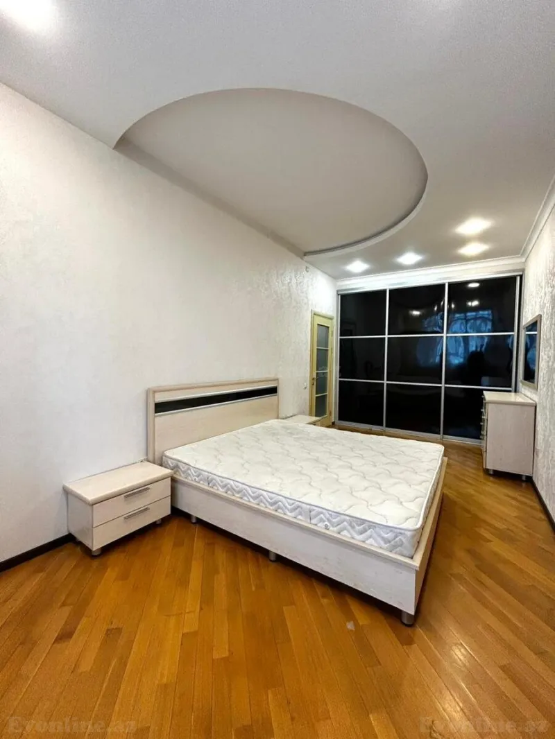 Satılır 2 otaqlı Mənzil Yeni tikili 95 m² Nəsimi r. - şəkil 10