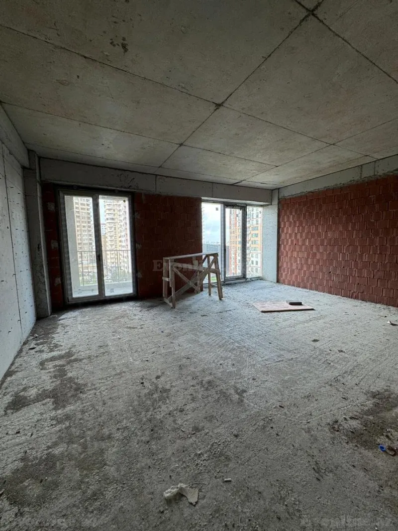 Satılır 4 otaqlı Mənzil Yeni tikili 180 m² Elmlər Akademiyası m. - şəkil 7