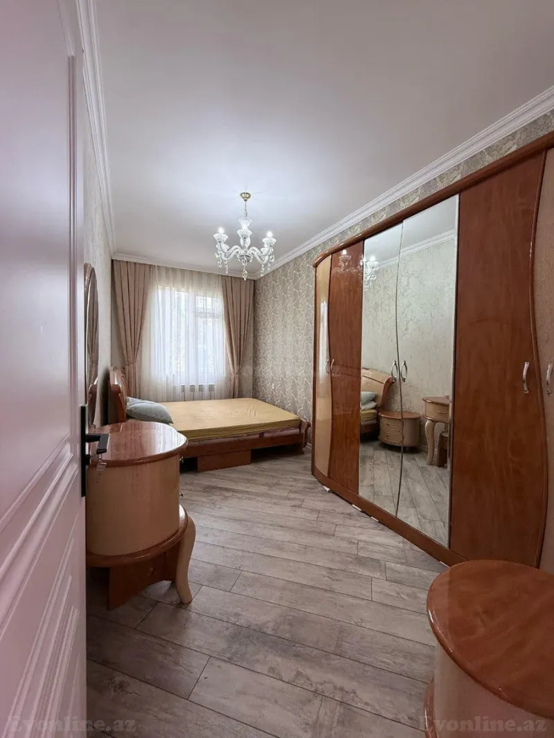 Satılır 2 otaqlı Mənzil Köhnə tikili 65 m² 4-cü mikrorayon - şəkil 5