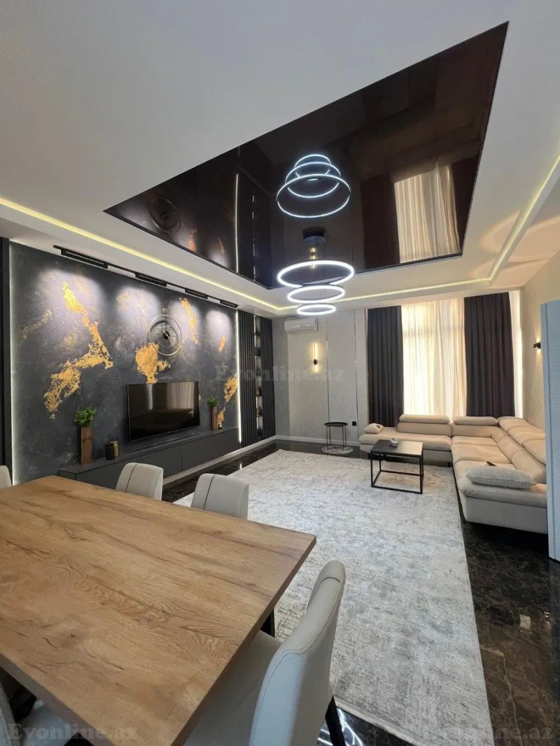 4 otaqlı Mənzil 474 m² Elmlər Akademiyası m. Satılır