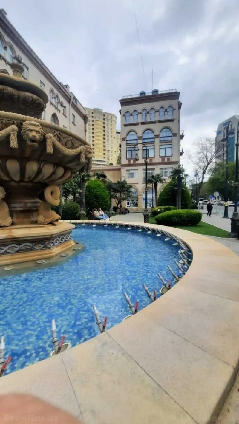 Satılır 3 otaqlı Mənzil Köhnə tikili 90 m² Nizami m.
