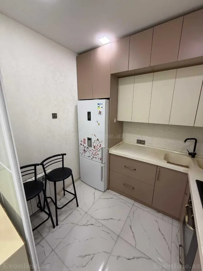 Kirayə verilir 3 otaqlı Mənzil Köhnə tikili 75 m² Böyükşor - şəkil 4