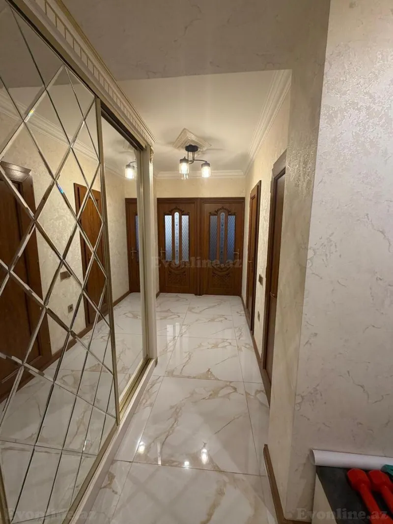 Satılır 3 otaqlı Mənzil Köhnə tikili 80 m² Gənclik m. - şəkil 4