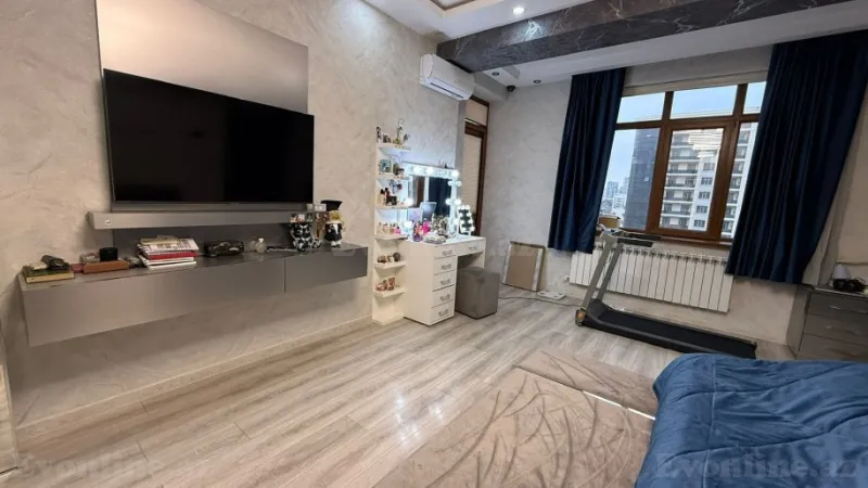 Satılır 3 otaqlı Mənzil Yeni tikili 135 m² 28 May m. - şəkil 5