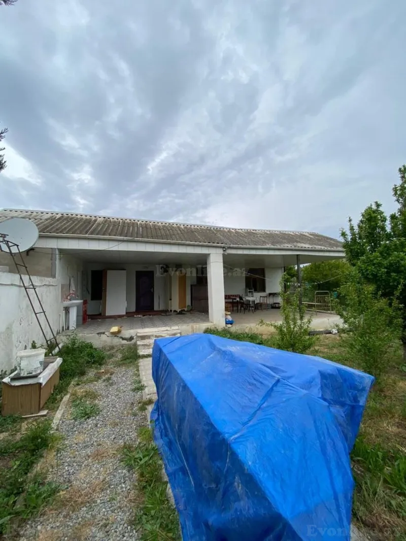 Torpaq Qala Satılır