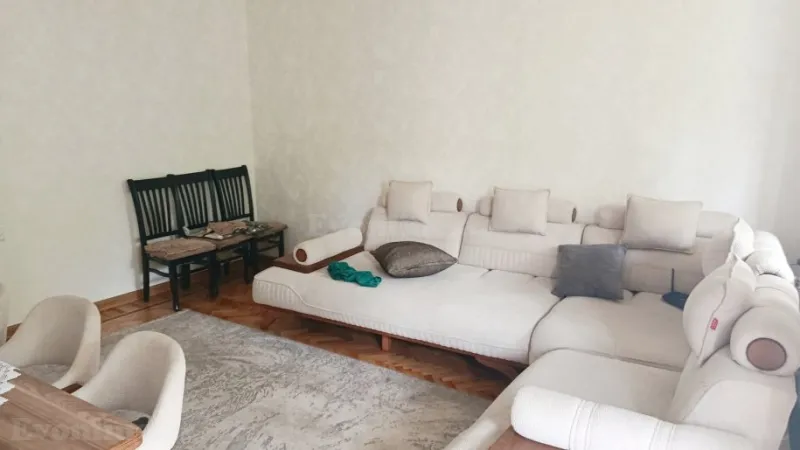 Satılır 3 otaqlı Mənzil Köhnə tikili 100 m² Nəriman Nərimanov m. - şəkil 2