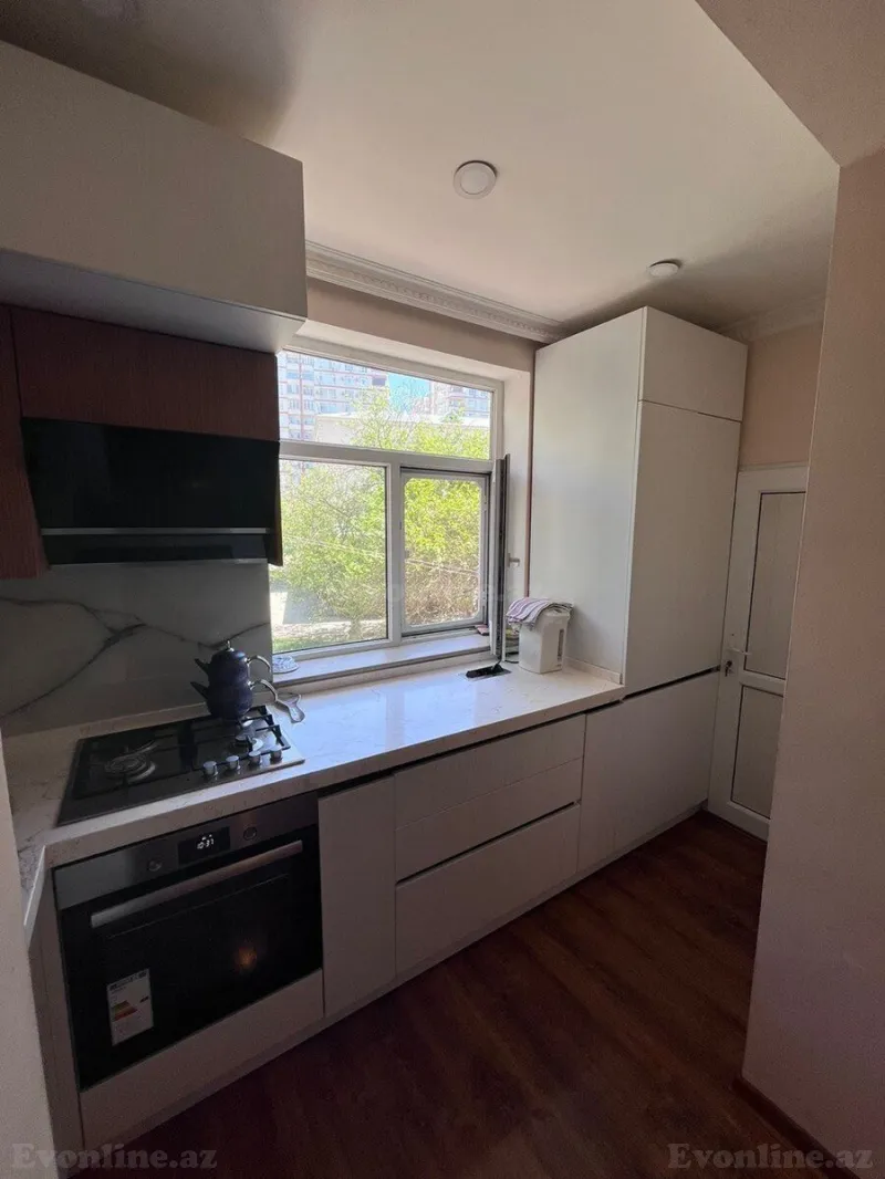 Satılır 3 otaqlı Mənzil Köhnə tikili 95 m² Nəriman Nərimanov m. - şəkil 12