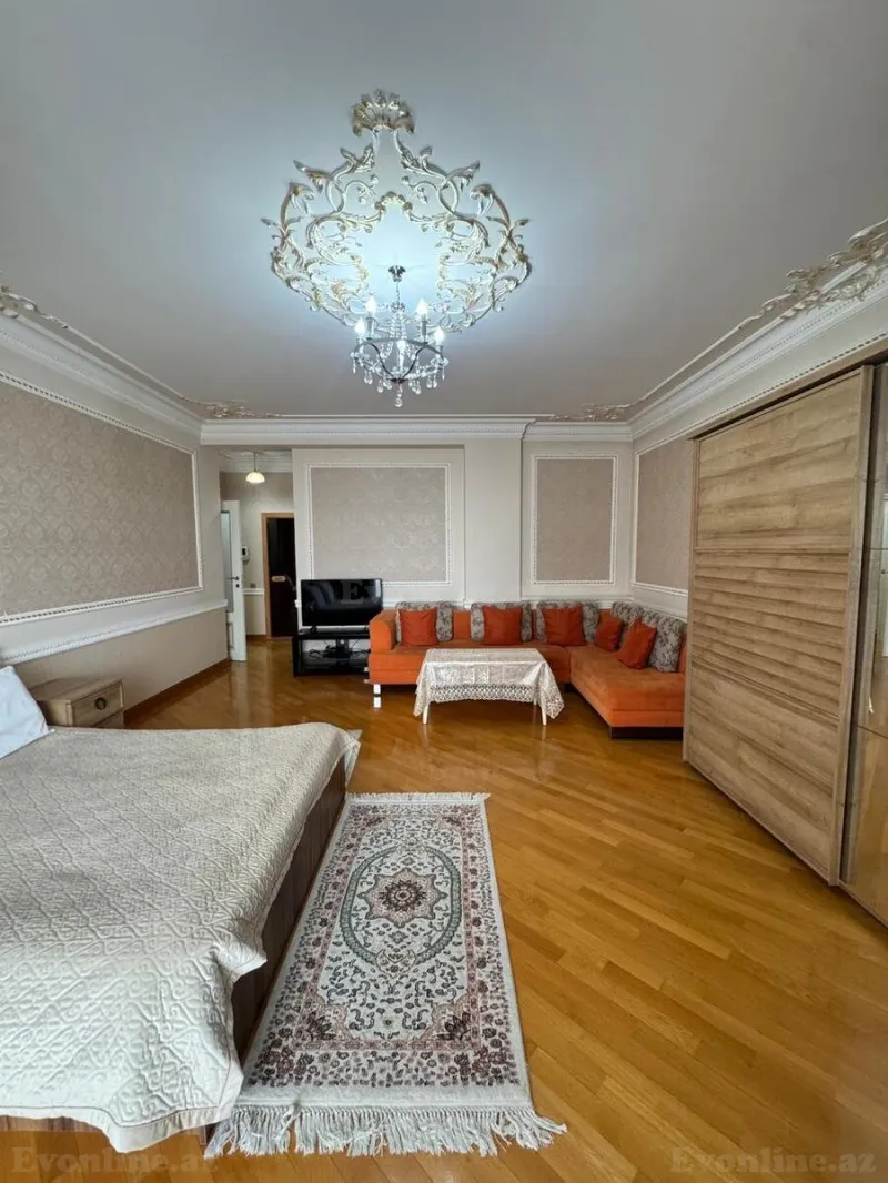 Kirayə verilir 4 otaqlı Mənzil Yeni tikili 250 m² Sahil m. - şəkil 8