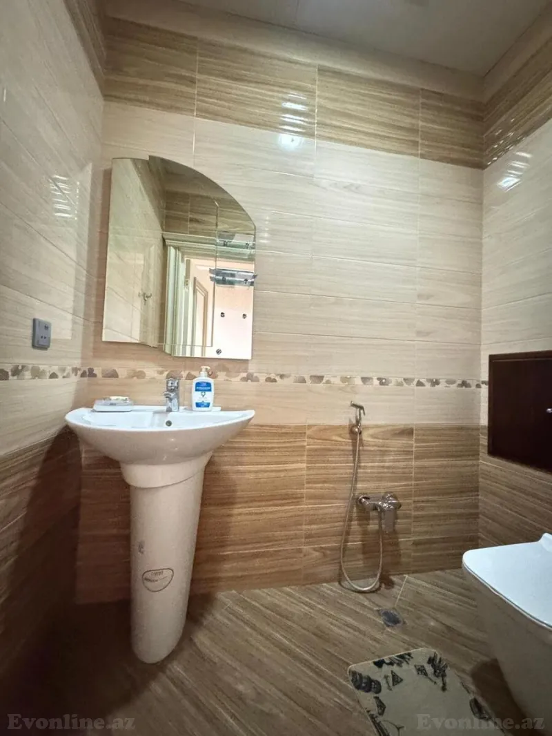 Kirayə verilir 4 otaqlı Mənzil Yeni tikili 250 m² Sahil m. - şəkil 24