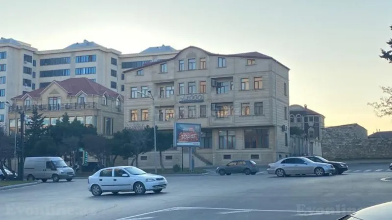 Kirayə verilir Obyekt 1100 m² Azadlıq prospekti m.