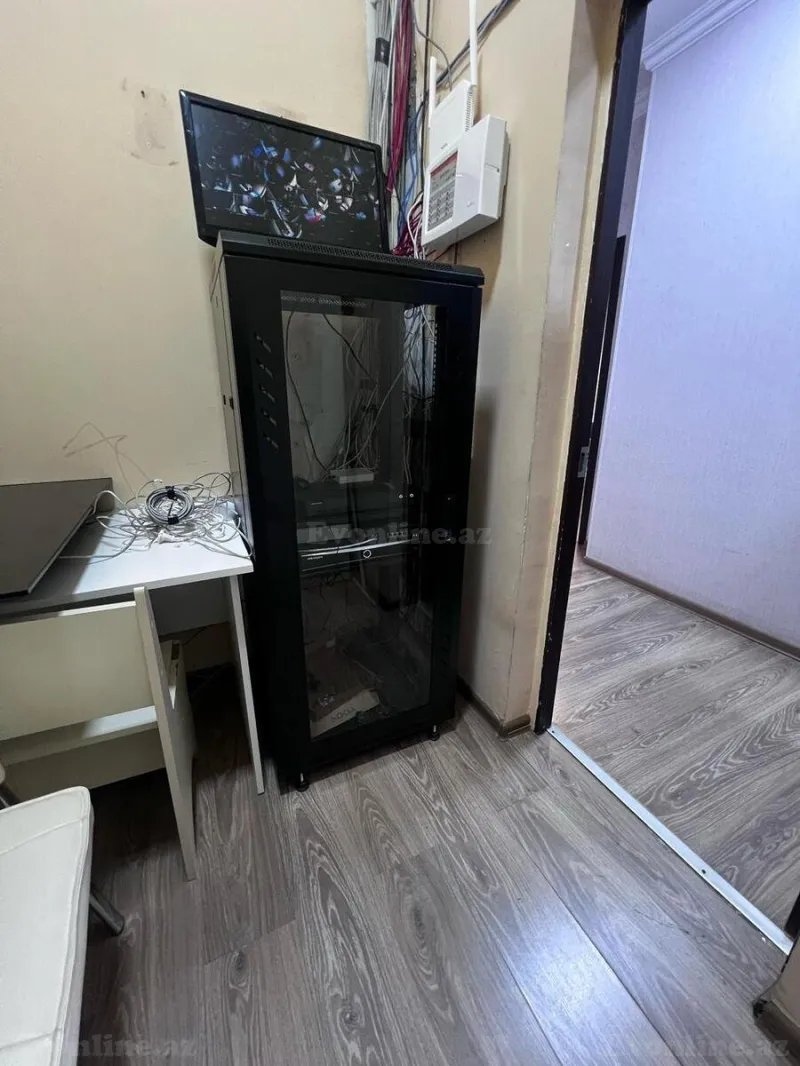Kirayə verilir Obyekt 1100 m² Azadlıq prospekti m. - şəkil 25