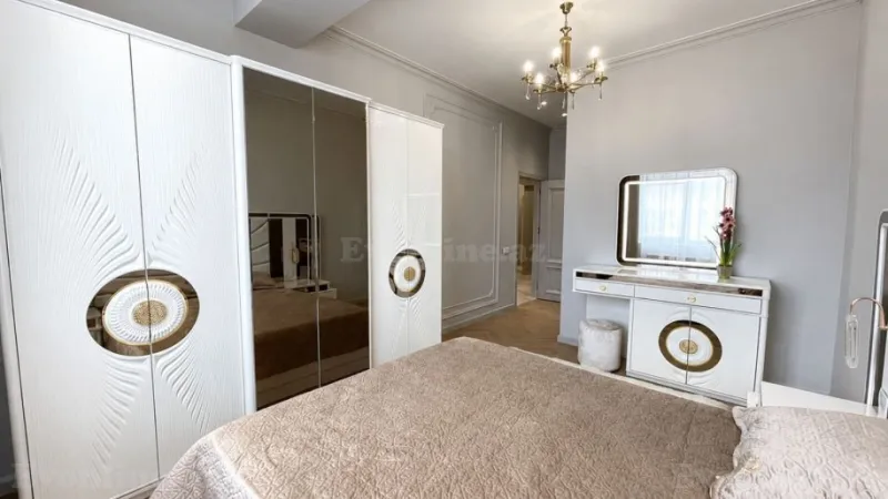 Satılır 3 otaqlı Mənzil Yeni tikili 112 m² 28 May m. - şəkil 4