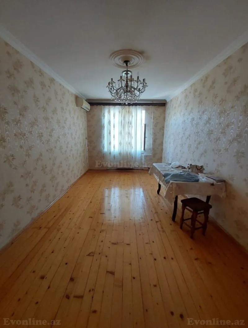 Satılır 3 otaqlı Mənzil Köhnə tikili 75 m² Həzi Aslanov