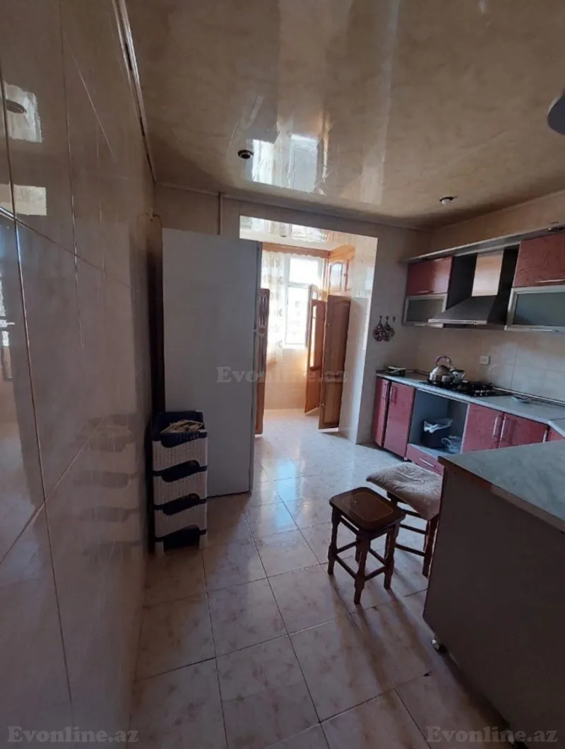 Satılır 3 otaqlı Mənzil Köhnə tikili 75 m² Həzi Aslanov - şəkil 4