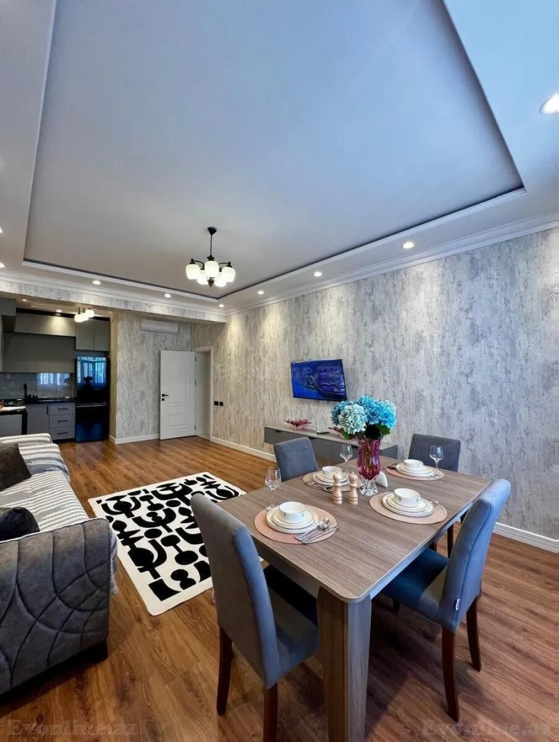 Kirayə verilir 3 otaqlı Mənzil Yeni tikili 120 m² Gənclik m. - şəkil 2