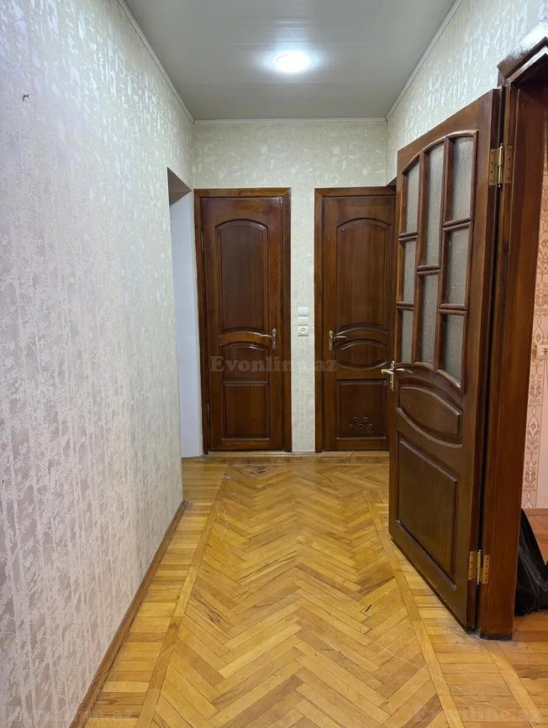 Satılır 2 otaqlı Mənzil Köhnə tikili 60 m² Sahil m. - şəkil 3