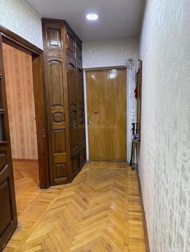 Satılır 2 otaqlı Mənzil Köhnə tikili 60 m² Sahil m. - şəkil 5
