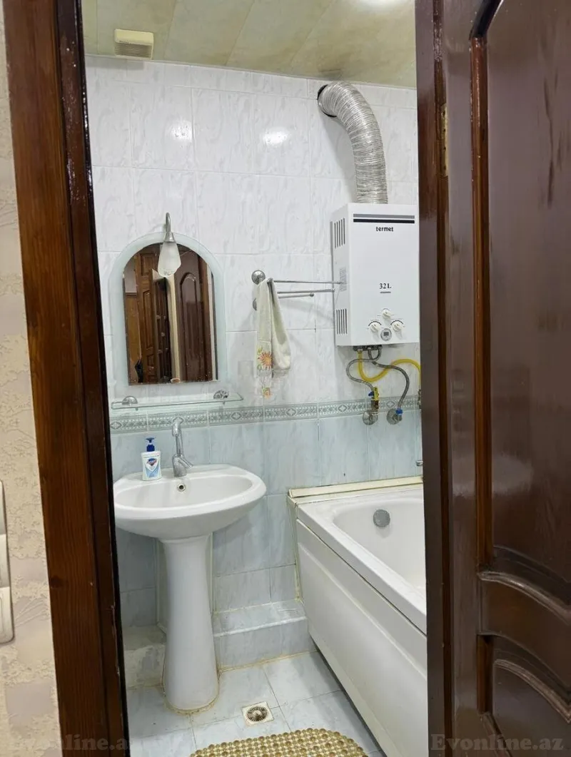 Satılır 2 otaqlı Mənzil Köhnə tikili 60 m² Sahil m. - şəkil 7