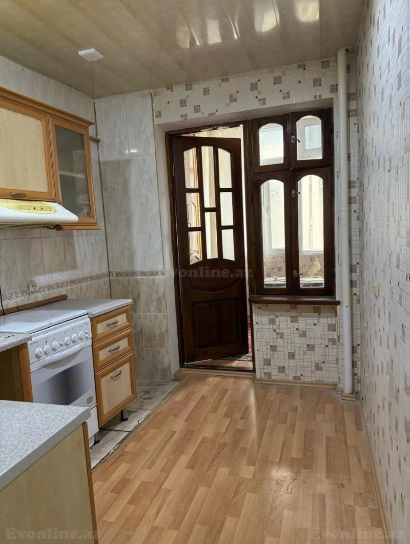 Satılır 2 otaqlı Mənzil Köhnə tikili 60 m² Sahil m. - şəkil 11