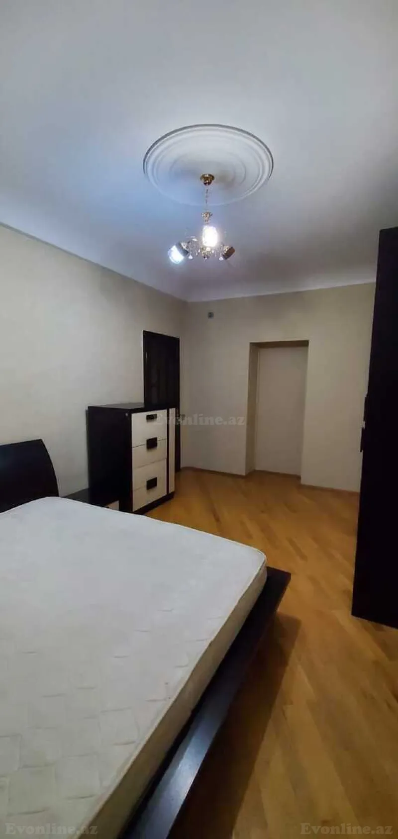 Kirayə verilir 3 otaqlı Mənzil Köhnə tikili 80 m² 7-ci mikrorayon - şəkil 2