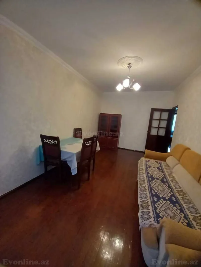 Satılır 3 otaqlı Mənzil Köhnə tikili 50 m² Qaraçuxur - şəkil 2
