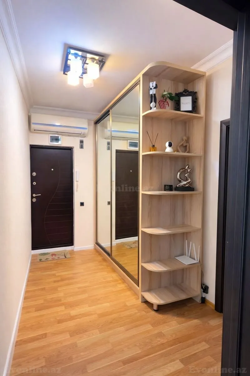 Satılır 3 otaqlı Mənzil Köhnə tikili 90 m² Neftçilər m. - şəkil 5