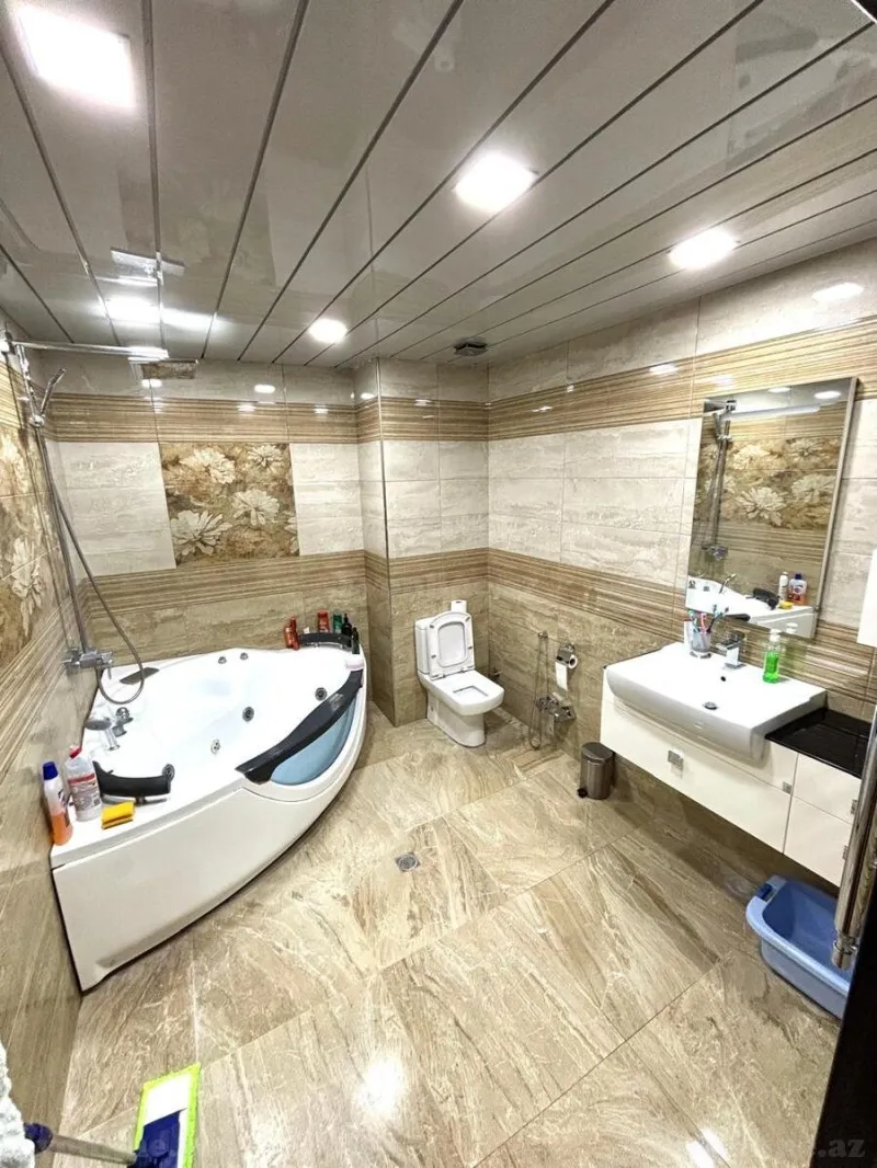 Satılır 5 otaqlı Mənzil Yeni tikili 228.5 m² 20 Yanvar m. - şəkil 22