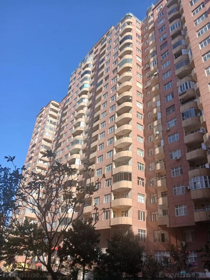 4 otaqlı Mənzil 197 m² Nəsimi r. Satılır